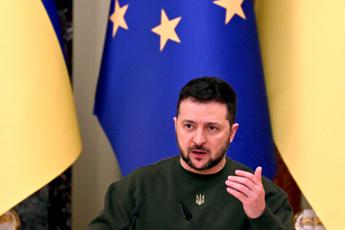 ucraina,-pressing-di-zelensky-su-ue:-“meritiamo-negoziati-adesione-nel-2023”