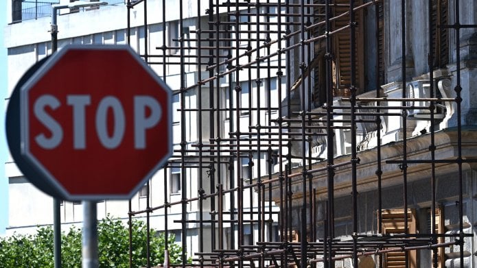 superbonus,-l'ance-contro-il-blocco-degli-acquisti-dei-crediti-per-gli-enti-pubblici:-“rischio-tracollo”.-in-arrivo-un-decreto-–-amedeo-nicolazzi-biografia