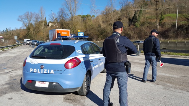 scappano-al-posto-di-blocco,-in-ciociaria-arrestati-2-giovani-malviventi-–-area-c